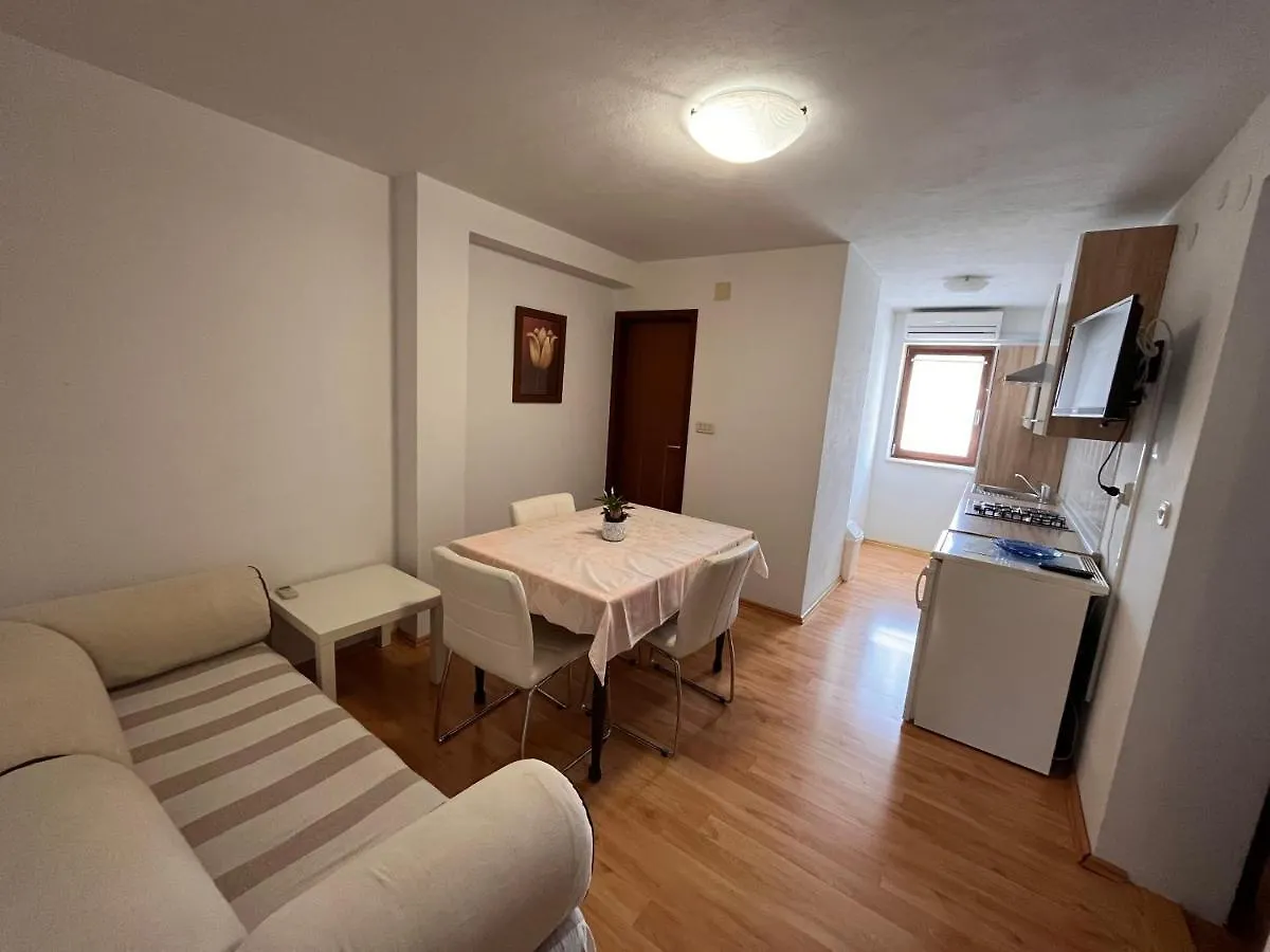Apartment Miki-Free Parking Rovinj