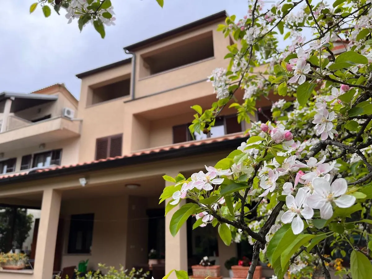 Apartment Miki-Free Parking Rovinj