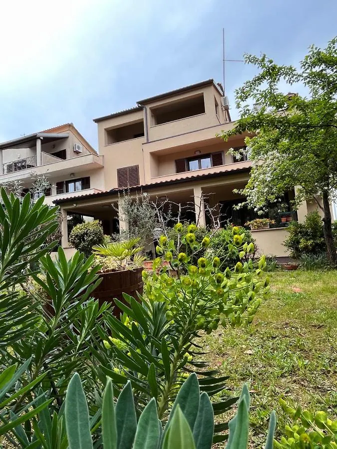 Apartment Miki-Free Parking Rovinj